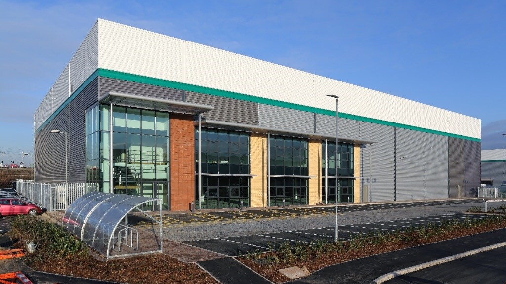 Stockley Rd, West Drayton for sale Primary Photo- Image 1 of 1