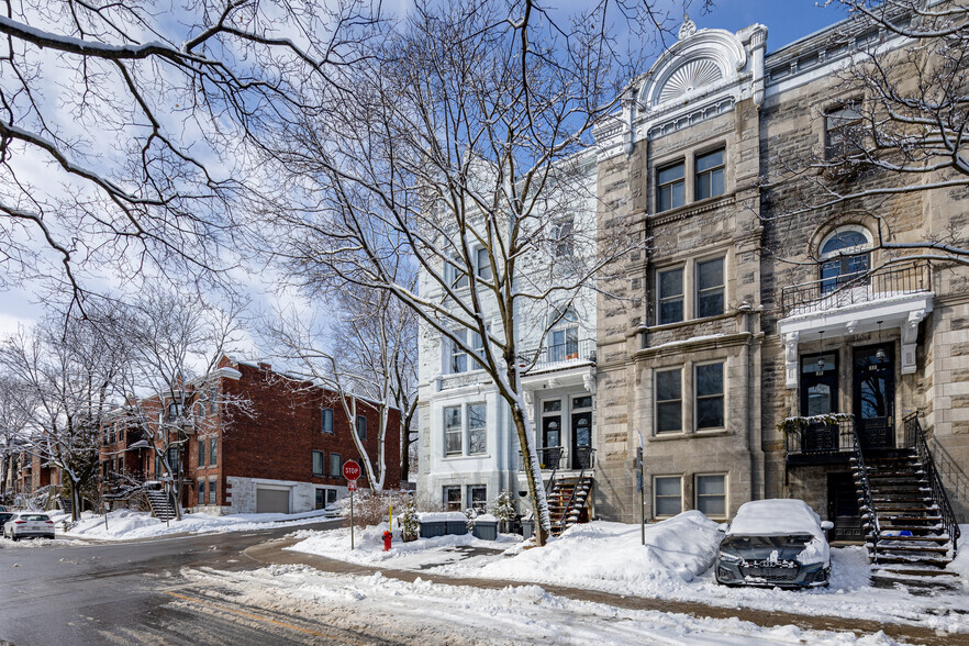 37-39 Av Chesterfield, Westmount, QC for sale - Building Photo - Image 2 of 4