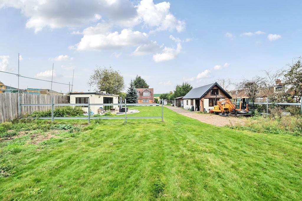 Far View The Common, West Drayton for sale Building Photo- Image 1 of 19