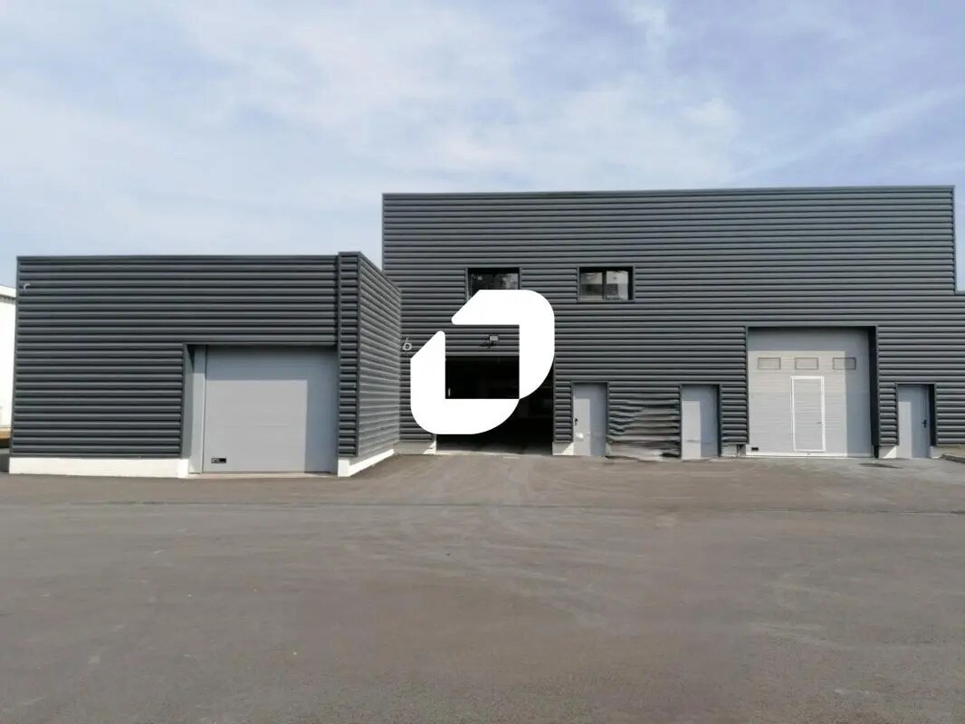 1860 Route De Frans, Villefranche-sur-Saône to rent Building Photo- Image 1 of 6