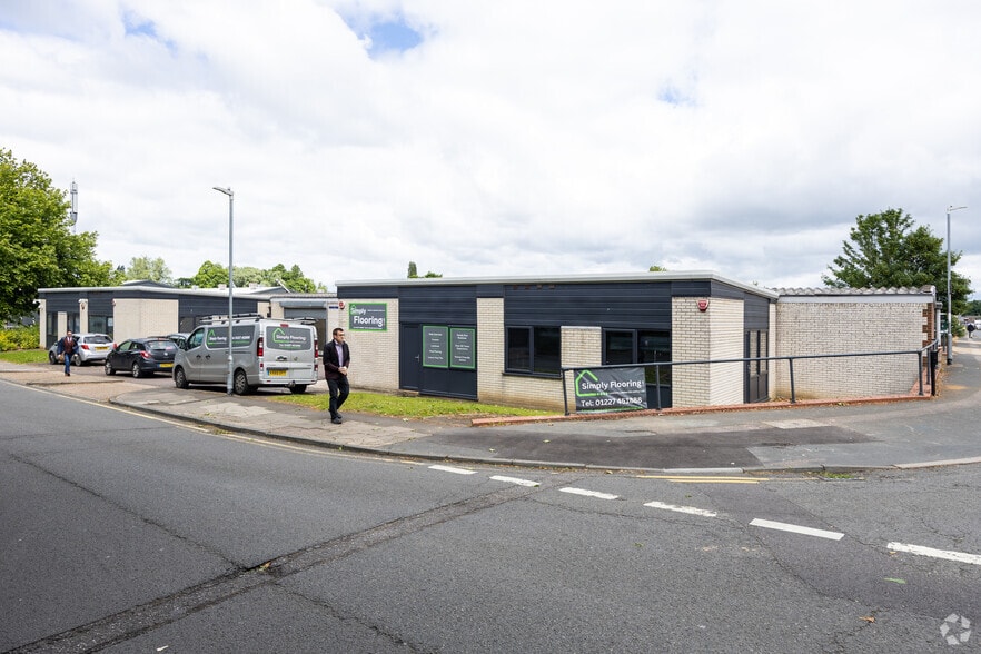 Cow Ln, Canterbury to rent - Building Photo - Image 2 of 3