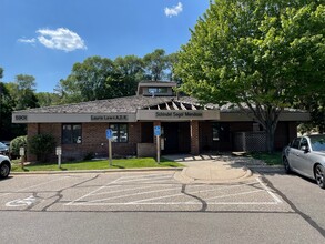 5901 Cedar Lake Rd, Saint Louis Park, MN for sale Building Photo- Image 1 of 1