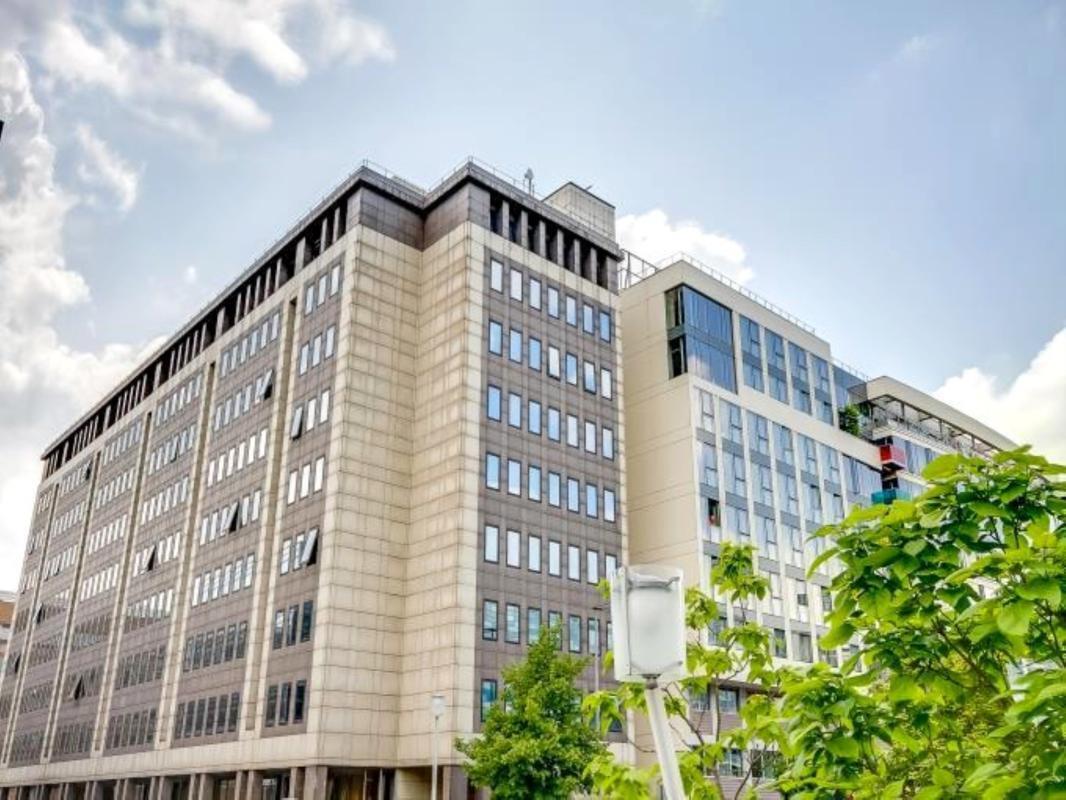 65 Rue Des Trois Fontanot, Nanterre to rent Building Photo- Image 1 of 6