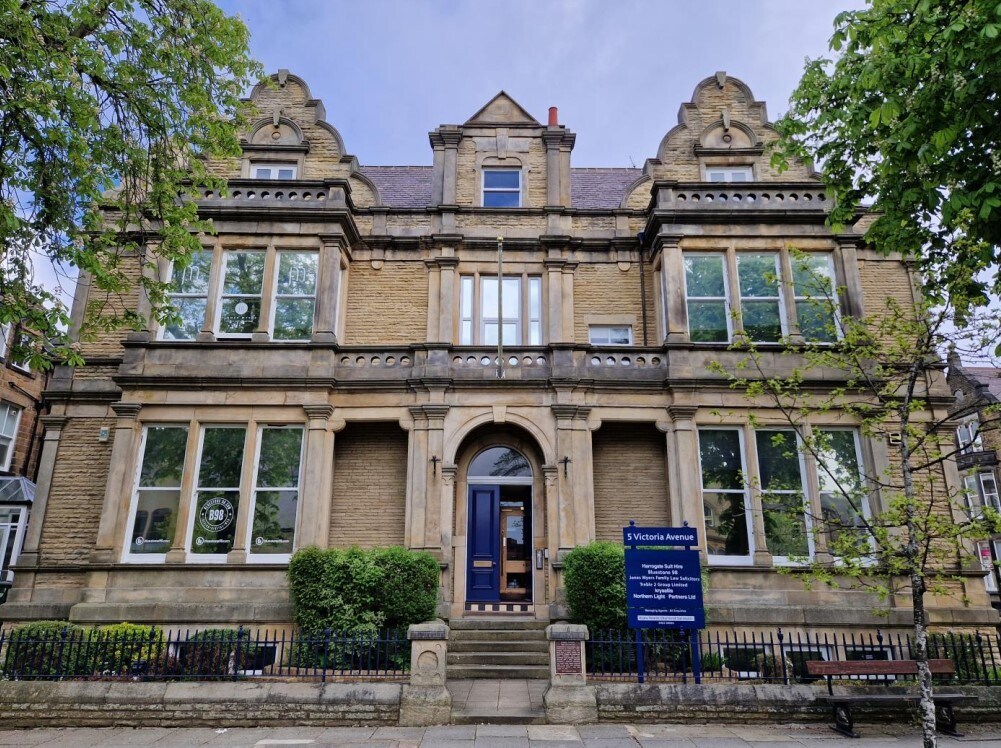 5 Victoria Ave, Harrogate for sale Building Photo- Image 1 of 1