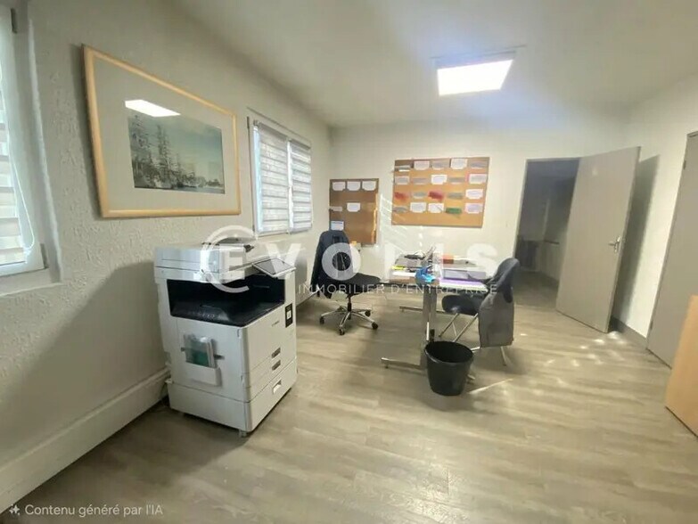 Office in Saint-Maur-des-Fossés to rent - Interior Photo - Image 2 of 8