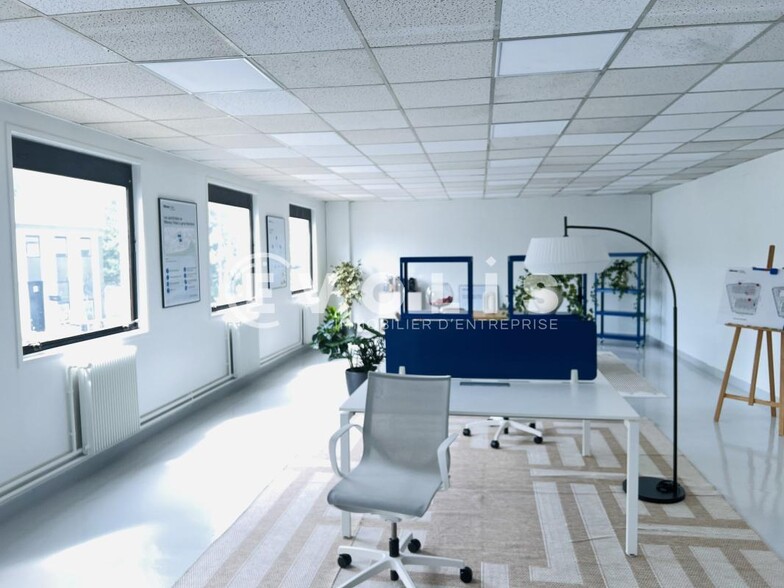 Office in Lognes to rent - Interior Photo - Image 2 of 21