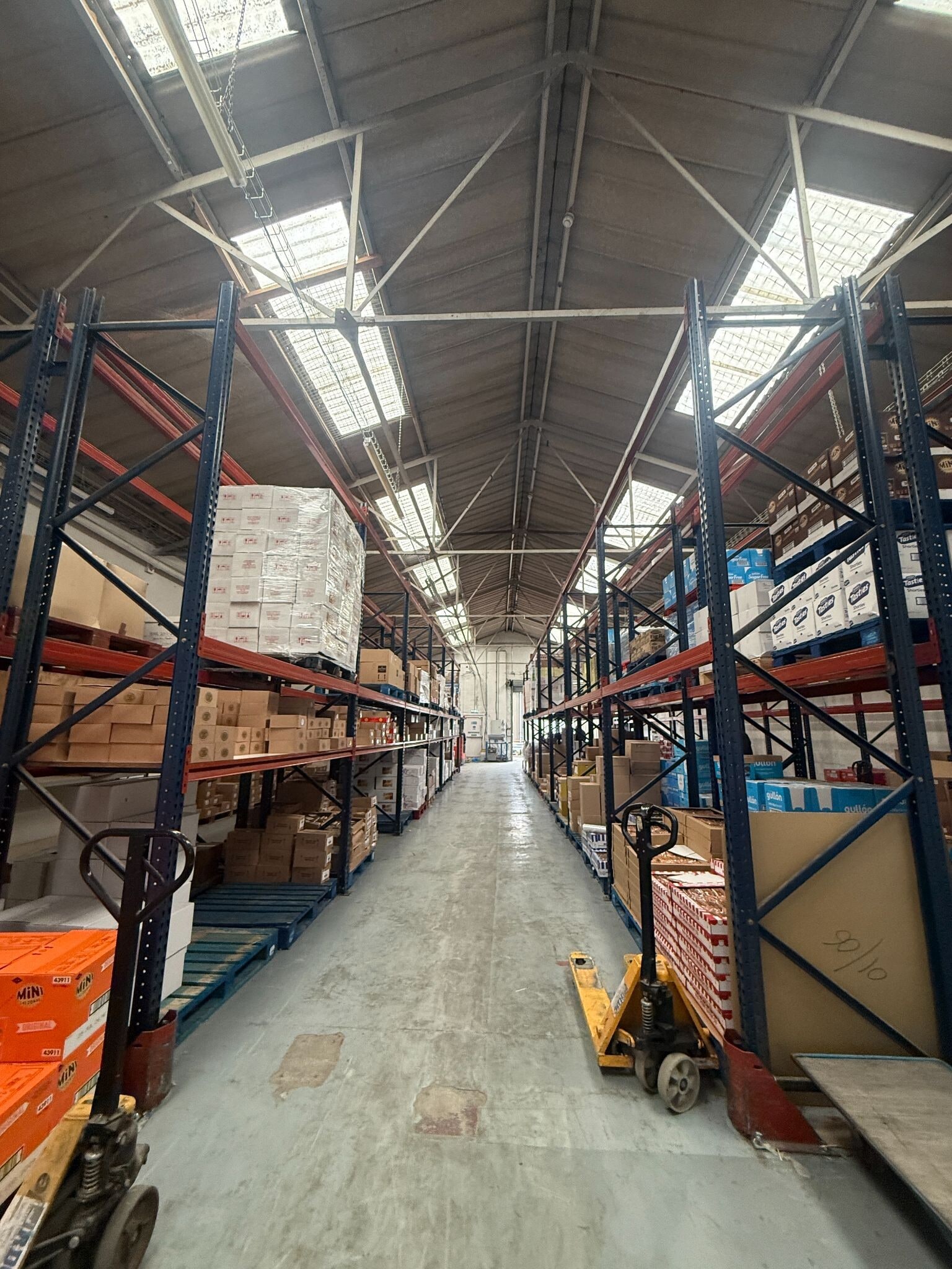 Skyline Park, Bristol to rent Interior Photo- Image 1 of 3