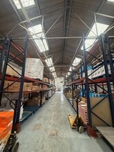 Skyline Park, Bristol to rent Interior Photo- Image 1 of 3