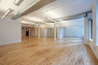 36 W 20th St, New York, NY to rent Interior Photo- Image 2 of 4