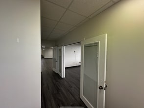 3000 Gulf To Bay Blvd, Clearwater, FL to rent Interior Photo- Image 2 of 9