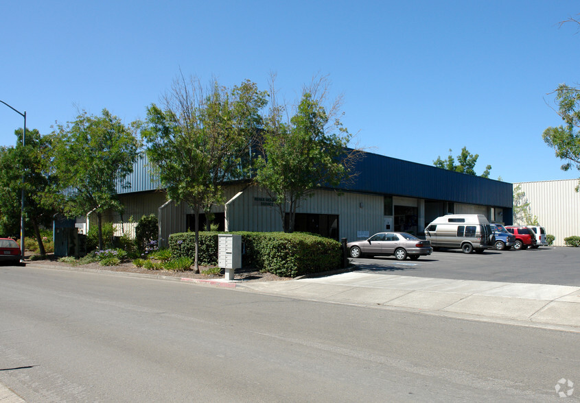 1319 Central Ave, Santa Rosa, CA for rent - Building Photo - Image 2 of 2