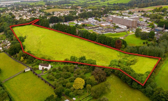 Higher Raleigh Rd, Barnstaple for sale Primary Photo- Image 1 of 1