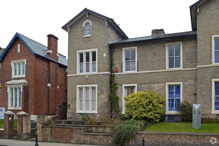 16 Waterloo Rd, Wolverhampton to rent - Building Photo - Image 2 of 2