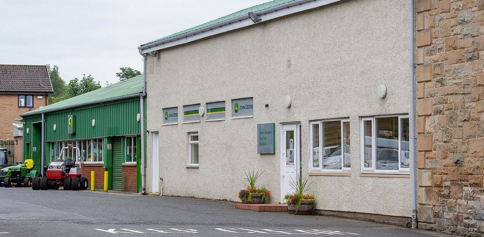 Busby Station portfolio of 5 properties for sale on LoopNet.co.uk - Building Photo - Image 3 of 6