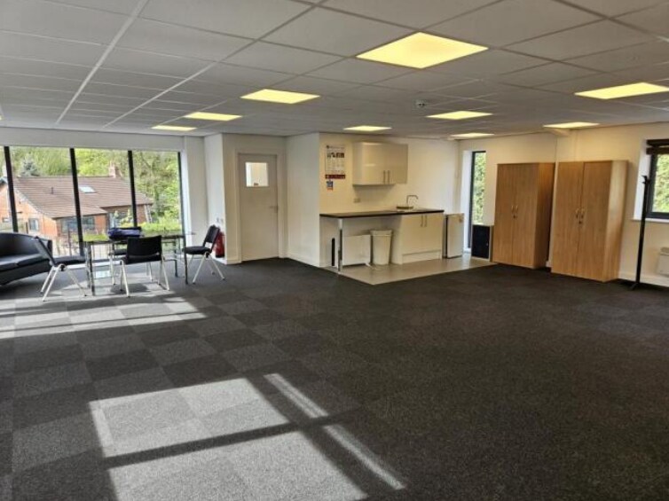 Dinting Ln, Glossop to rent Interior Photo- Image 1 of 1