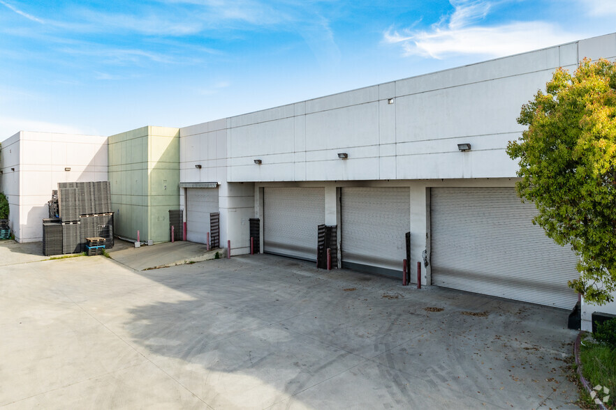 17501 E Rowland St, City Of Industry, CA for rent - Building Photo - Image 3 of 5