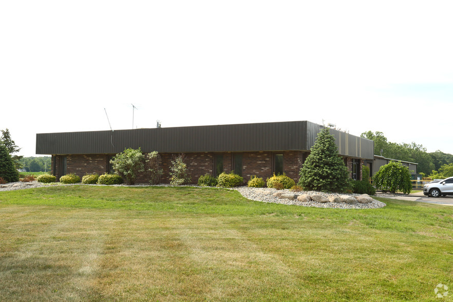 4141 Grand Blanc Rd, Swartz Creek, MI for sale - Primary Photo - Image 1 of 1