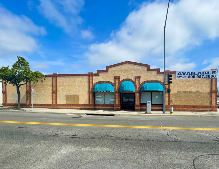 211 E 5th St, Oxnard, CA for rent - Building Photo - Image 2 of 4