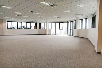 4 Avenue Pablo Picasso, Nanterre to rent Interior Photo- Image 2 of 11