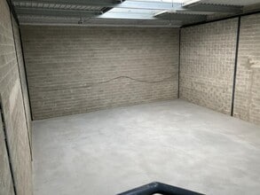 Rue Des Boursaults, Champagne-sur-Oise to rent Interior Photo- Image 1 of 2