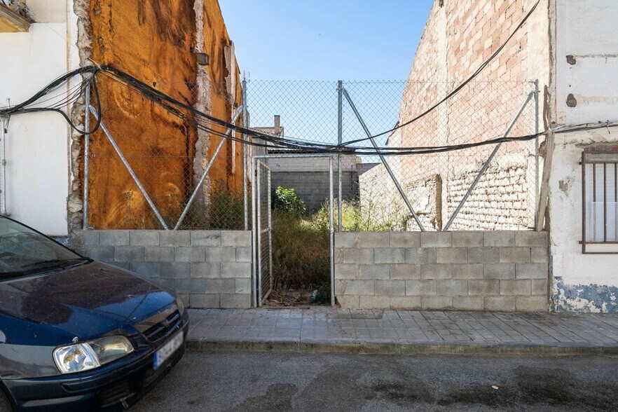 Land in Fuente Vaqueros for sale - Building Photo - Image 2 of 8