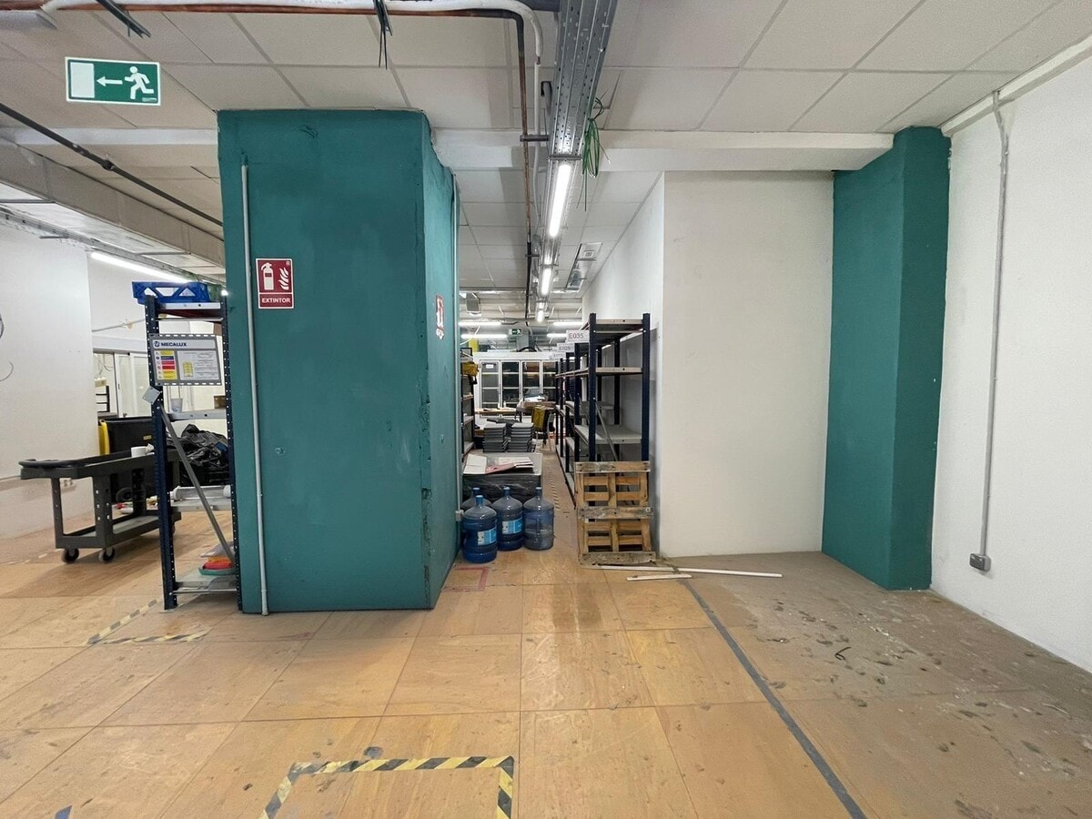 Madrid, MAD 28014 - Unit 01 -  - Interior Photo - Image 1 of 8