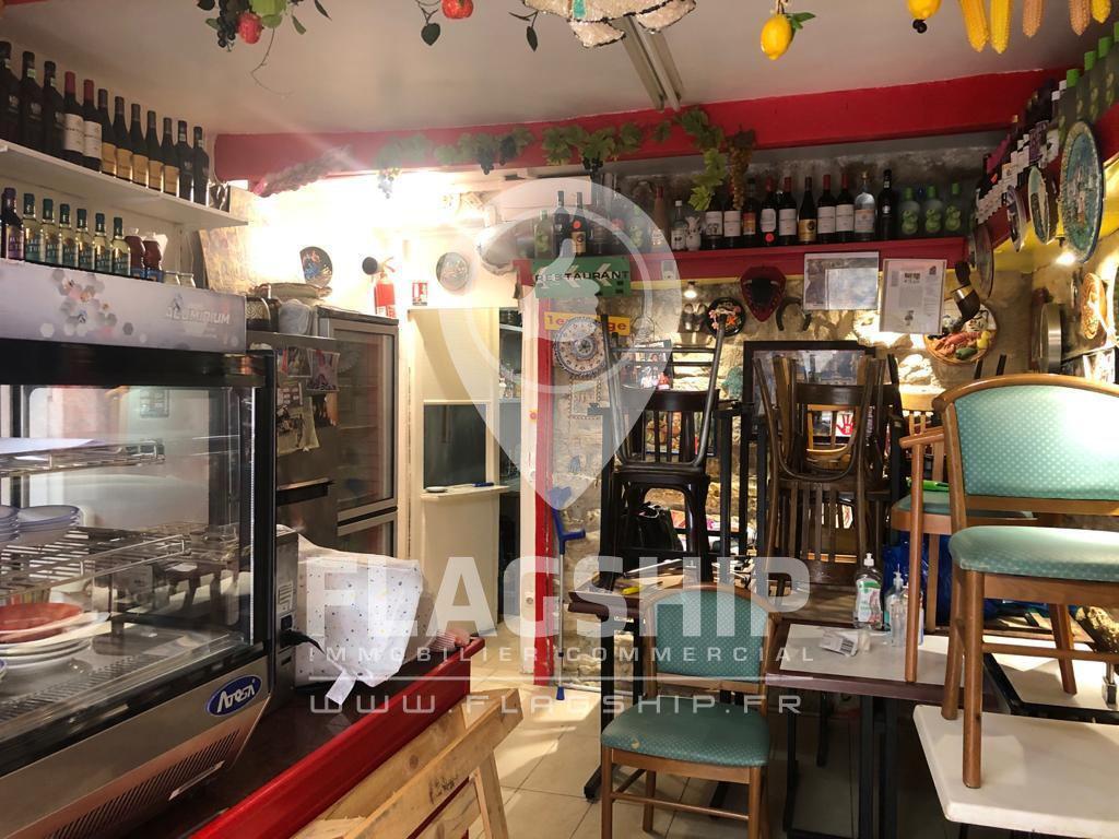 Retail in Paris for sale Interior Photo- Image 1 of 10