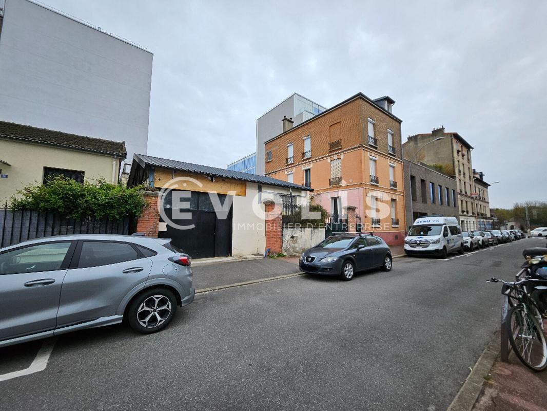 Light Industrial in Gentilly to rent Building Photo- Image 1 of 16