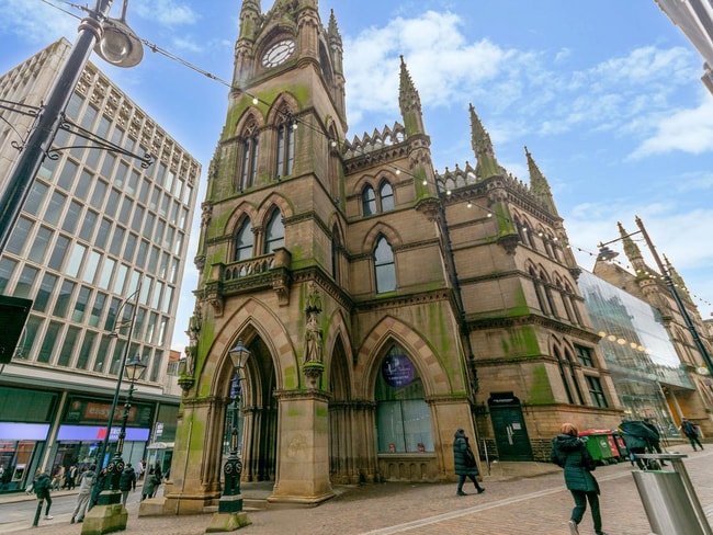 More details for Hustlergate, Bradford - Retail for Sale