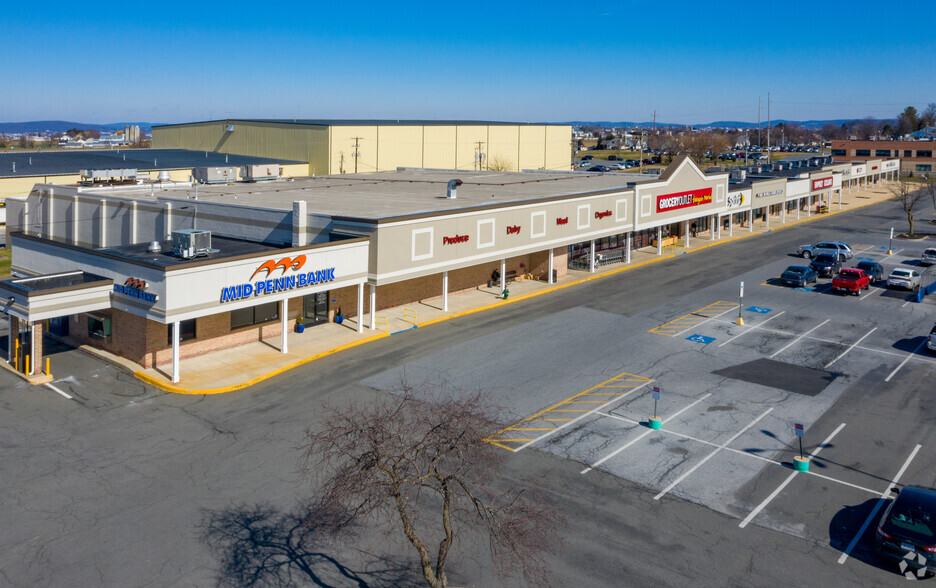 653-685 W Main St, New Holland, PA for sale - Primary Photo - Image 1 of 1