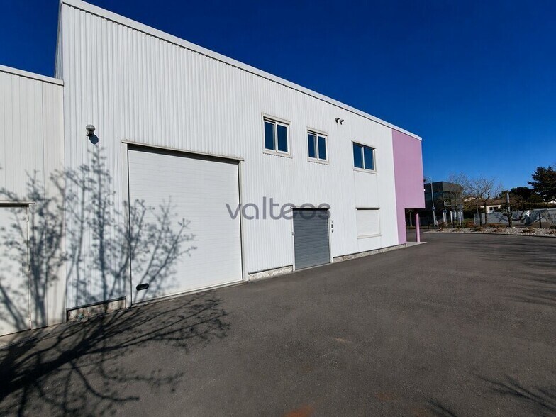 Light Industrial in Blagnac for sale - Building Photo - Image 2 of 5