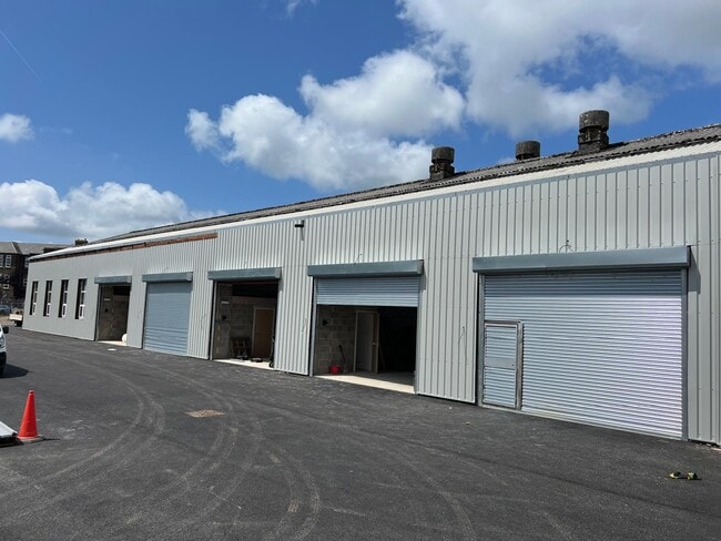 More details for Albert St, Bolton - Industrial to Rent