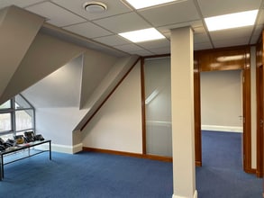 Milbanke Way, Bracknell to rent Interior Photo- Image 2 of 4