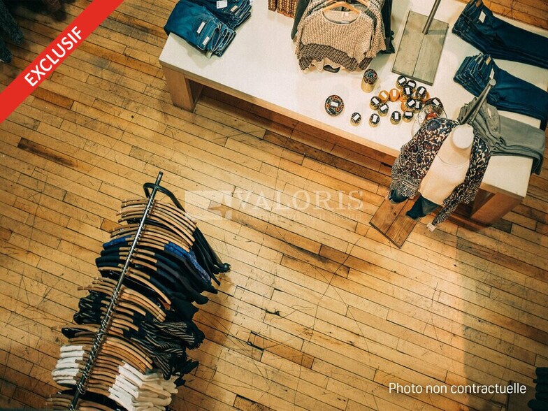 Retail in Lyon to rent - Building Photo - Image 2 of 4
