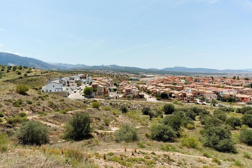 Land in Huétor Vega, Granada for sale - Aerial - Image 2 of 9