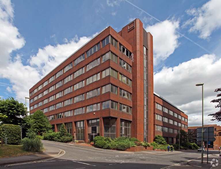 Alencon Link, Basingstoke for sale - Primary Photo - Image 1 of 1