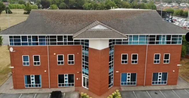 1 Lyme Drive, Newcastle Rd, Stoke On Trent to rent Building Photo- Image 1 of 6