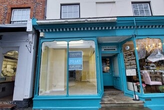 4A Market Pl, Faringdon to rent Building Photo- Image 2 of 6