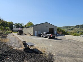 4779 Hillside Ave, Cincinnati, OH for rent Building Photo- Image 1 of 7