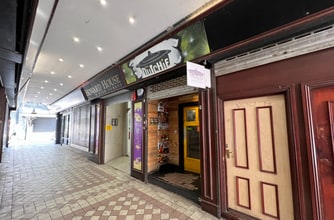 32-34 High St, Croydon to rent Building Photo- Image 1 of 6