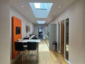 17-20 Windsor Pl, Cardiff to rent Interior Photo- Image 1 of 7