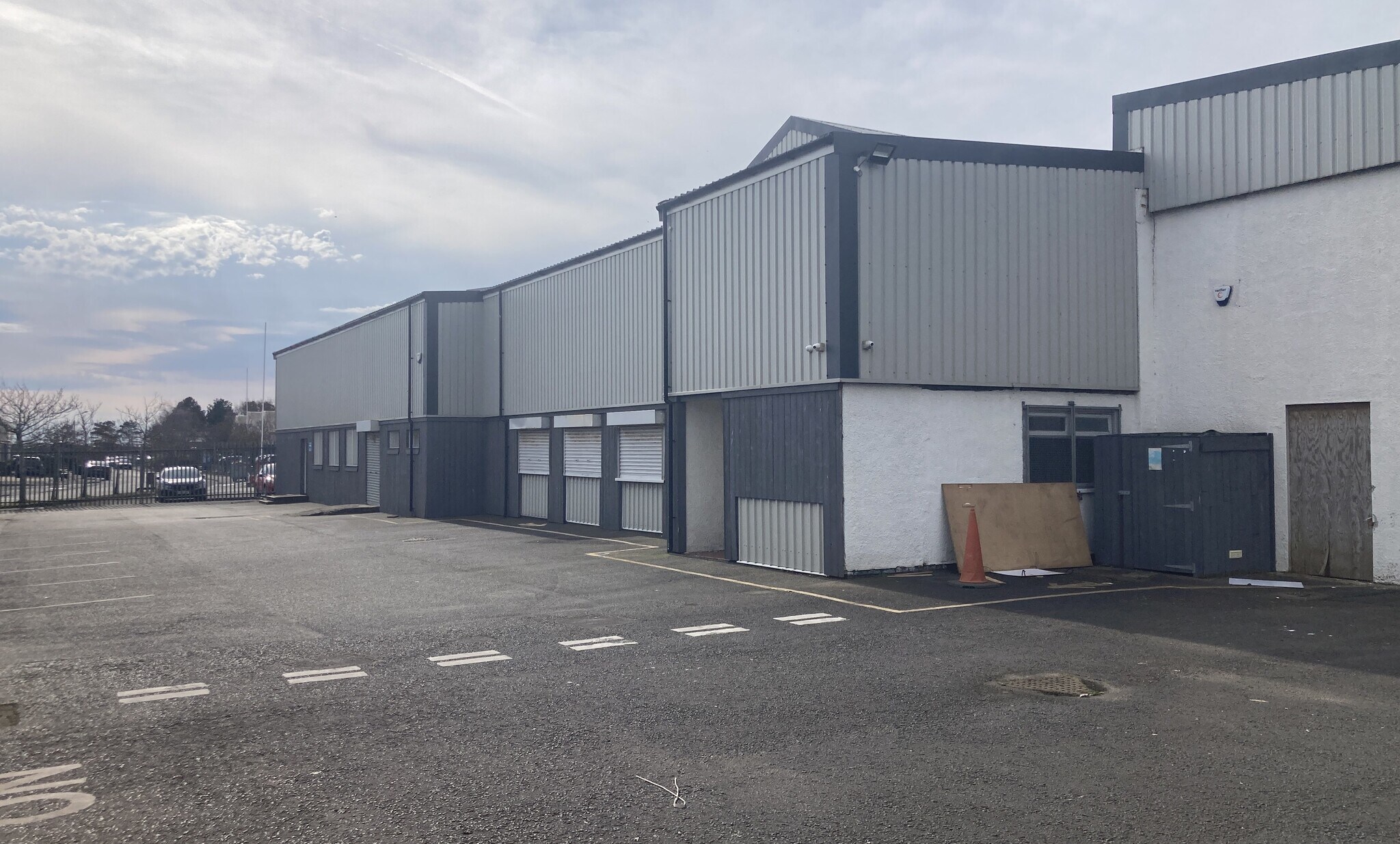 14 Kyle Rd, Irvine to rent Building Photo- Image 1 of 2