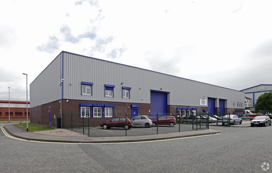 Kitson Rd, Leeds for sale - Primary Photo - Image 1 of 1