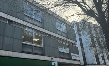 28-36 Commercial Way, Woking to rent Building Photo- Image 1 of 2