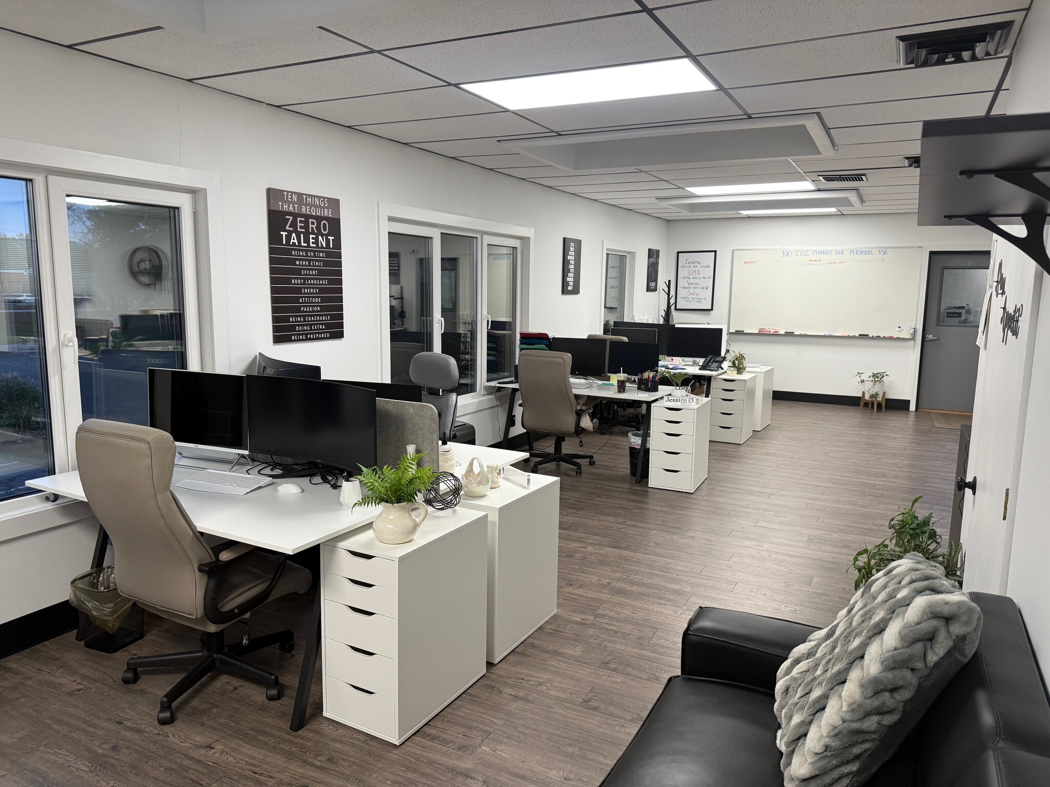 584 Meadow St, Agawam, MA to rent Building Photo- Image 1 of 35