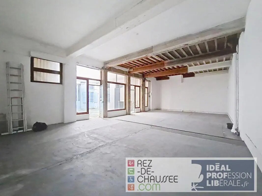 Build-to-Rent in Lyon for sale Interior Photo- Image 1 of 6