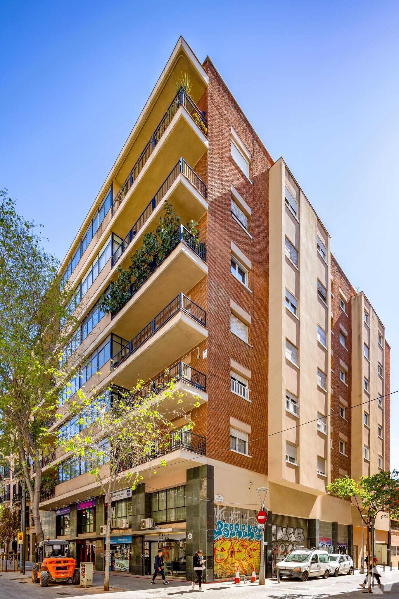 Build-to-Rent in Barcelona, Barcelona for sale Primary Photo- Image 1 of 3