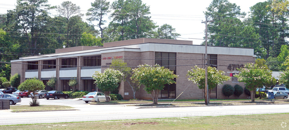 4700 Forest Dr, Columbia, SC for rent - Building Photo - Image 3 of 8