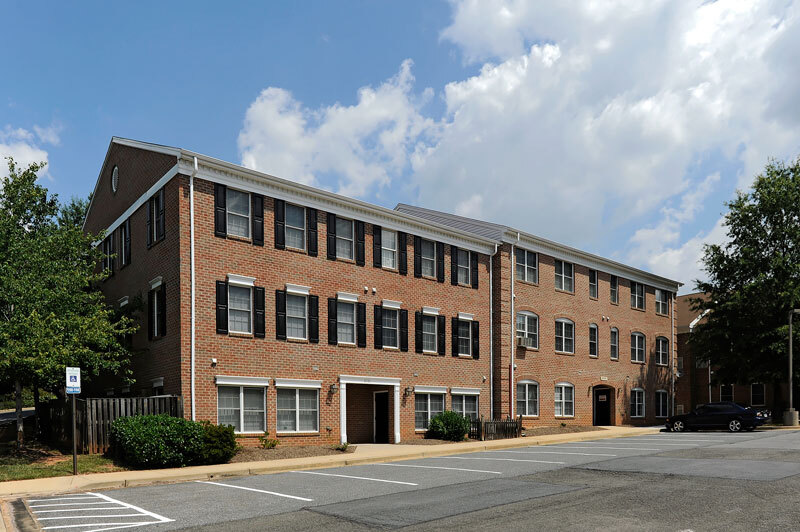 8713-8751 Greenbelt Rd, Greenbelt, MD for rent - Building Photo - Image 1 of 2