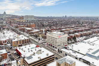 6600 Ch De La Côte-Des-Neiges, Montréal, QC - aerial  map view